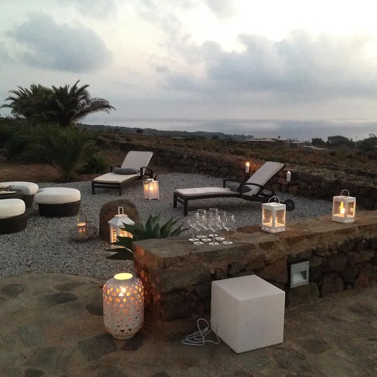 Hébergement de vacances Villa Dammuso Oriente à Pantelleria